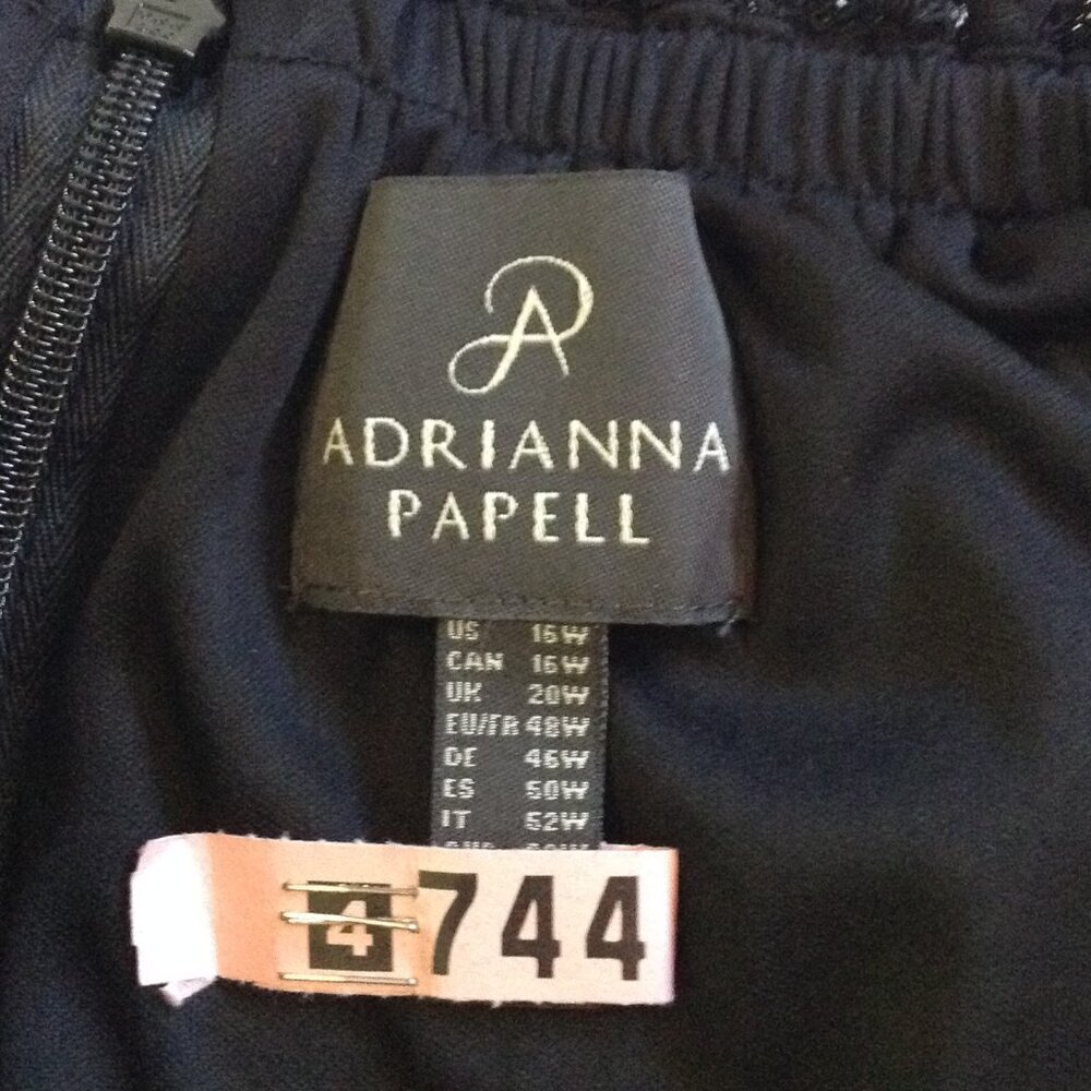 Adrianna Papell "16" Lacy Pantsuit/Jumper, Classy and Classic, Black, 3/4 Sleeve - Picture 3 of 5